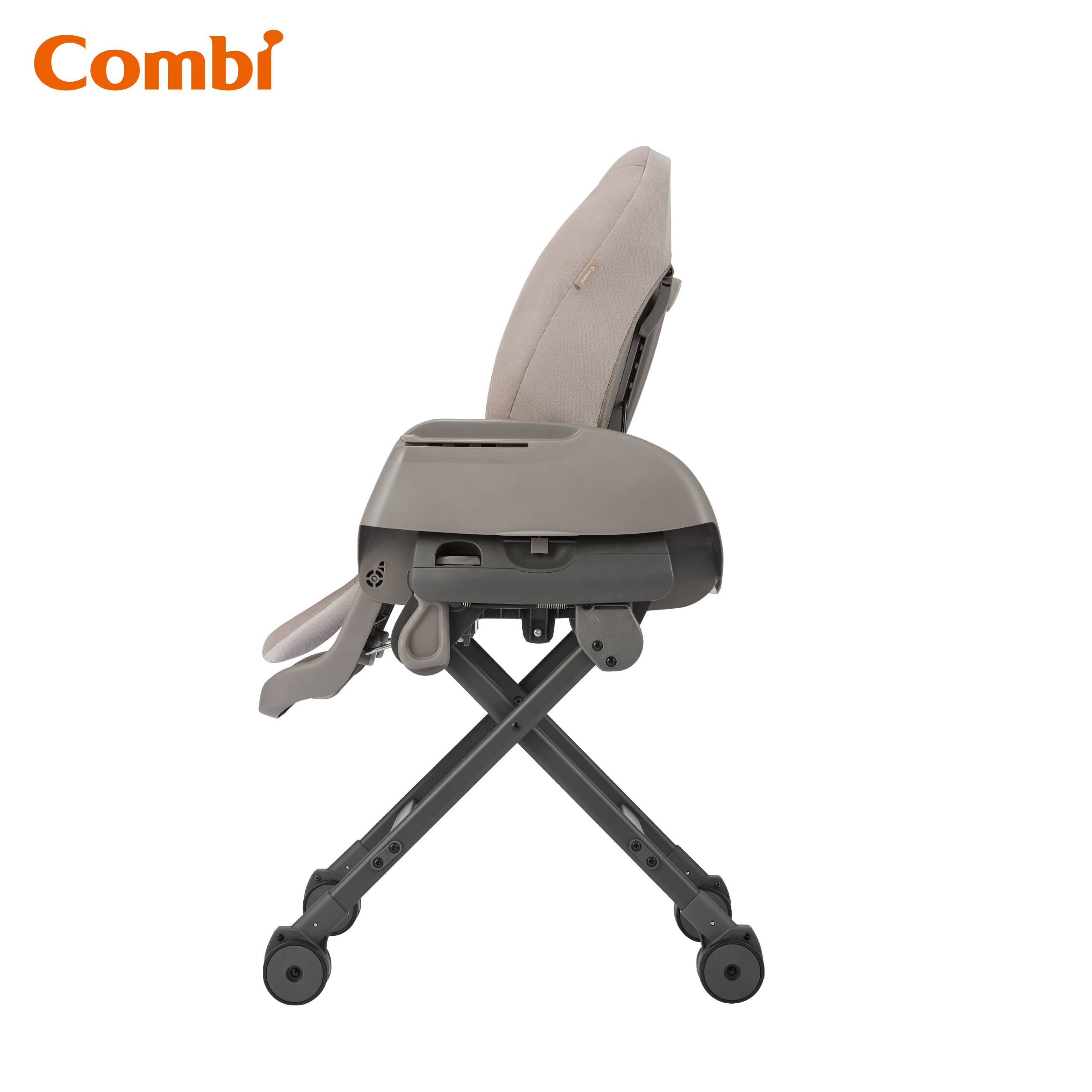 Combi Nemulila Fit 安撫餐搖椅