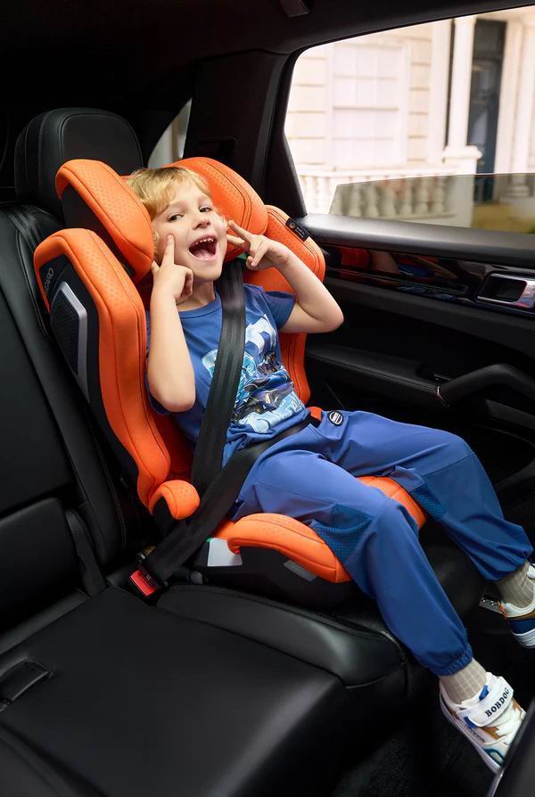 Recaro Axion 1 幼兒賽車汽車座椅 R129 i-size (44cm 闊) 約3歲至12歲 100-150cm