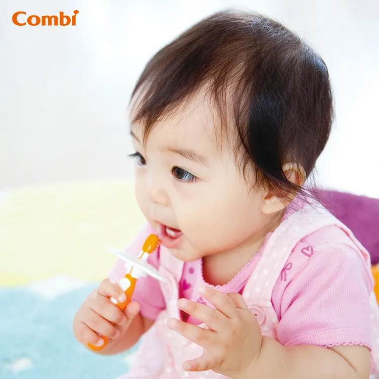 Combi teteo 分階段牙刷套裝 115608